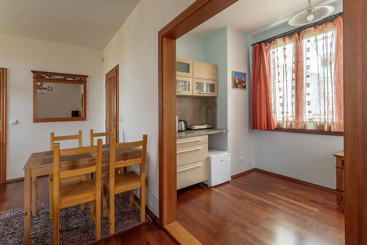 City Garden Apartments & Wellness Prague